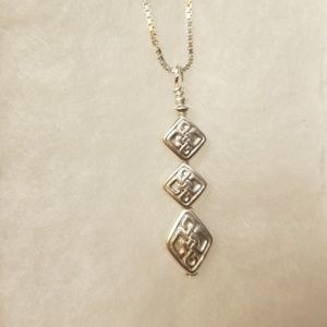 Celtic Knot pendant with 925 silver chain